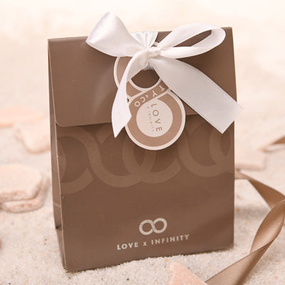 
            
                Load image into Gallery viewer, Love x Infinity gift wrapping service
            
        